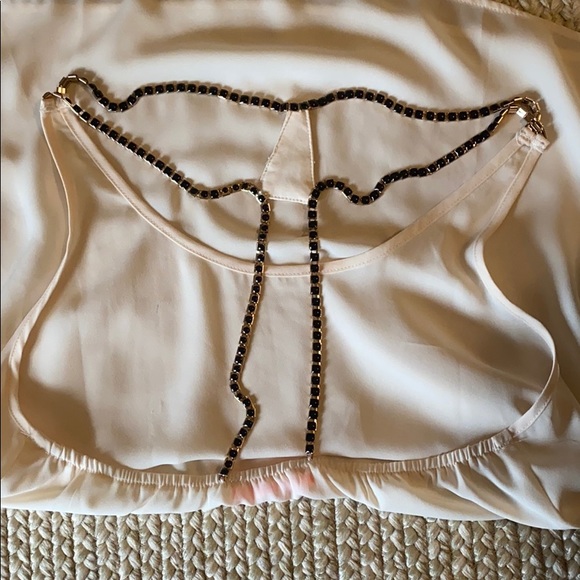 Sheer blush tank with black bead straps - Picture 2 of 3